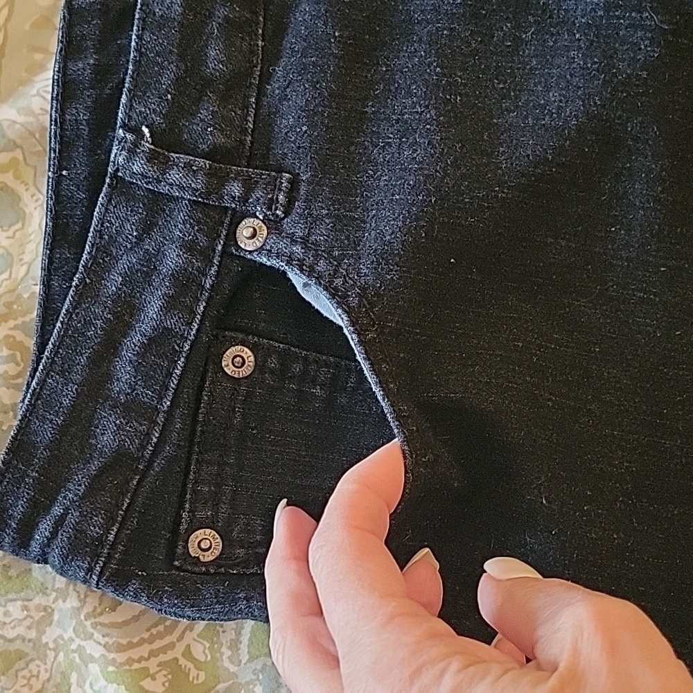 THE LIMITED DARK WASH STRAIGHT LEG STRETCH JEANS - Picture 3 of 6